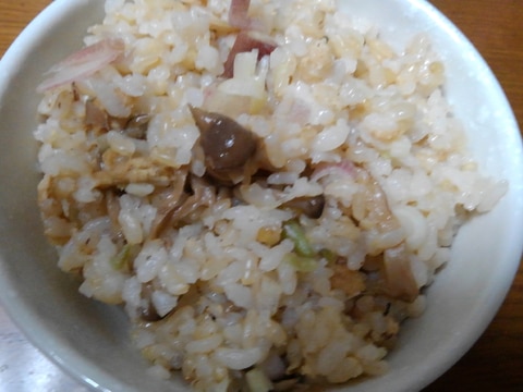しめじとみょうがの炊き込みご飯